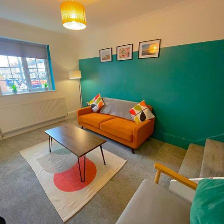 The New Found Lamb Apartment Клийторпс Екстериор снимка
