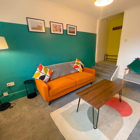 The New Found Lamb Apartment Клийторпс Екстериор снимка