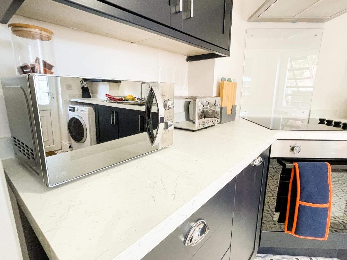 The New Found Lamb Apartment Клийторпс Екстериор снимка