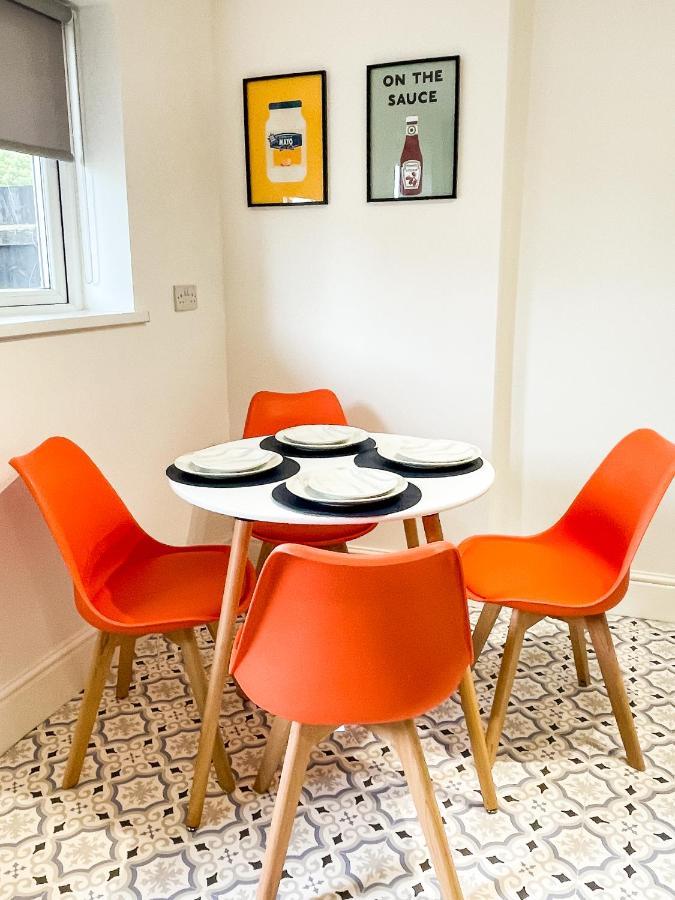 The New Found Lamb Apartment Клийторпс Екстериор снимка