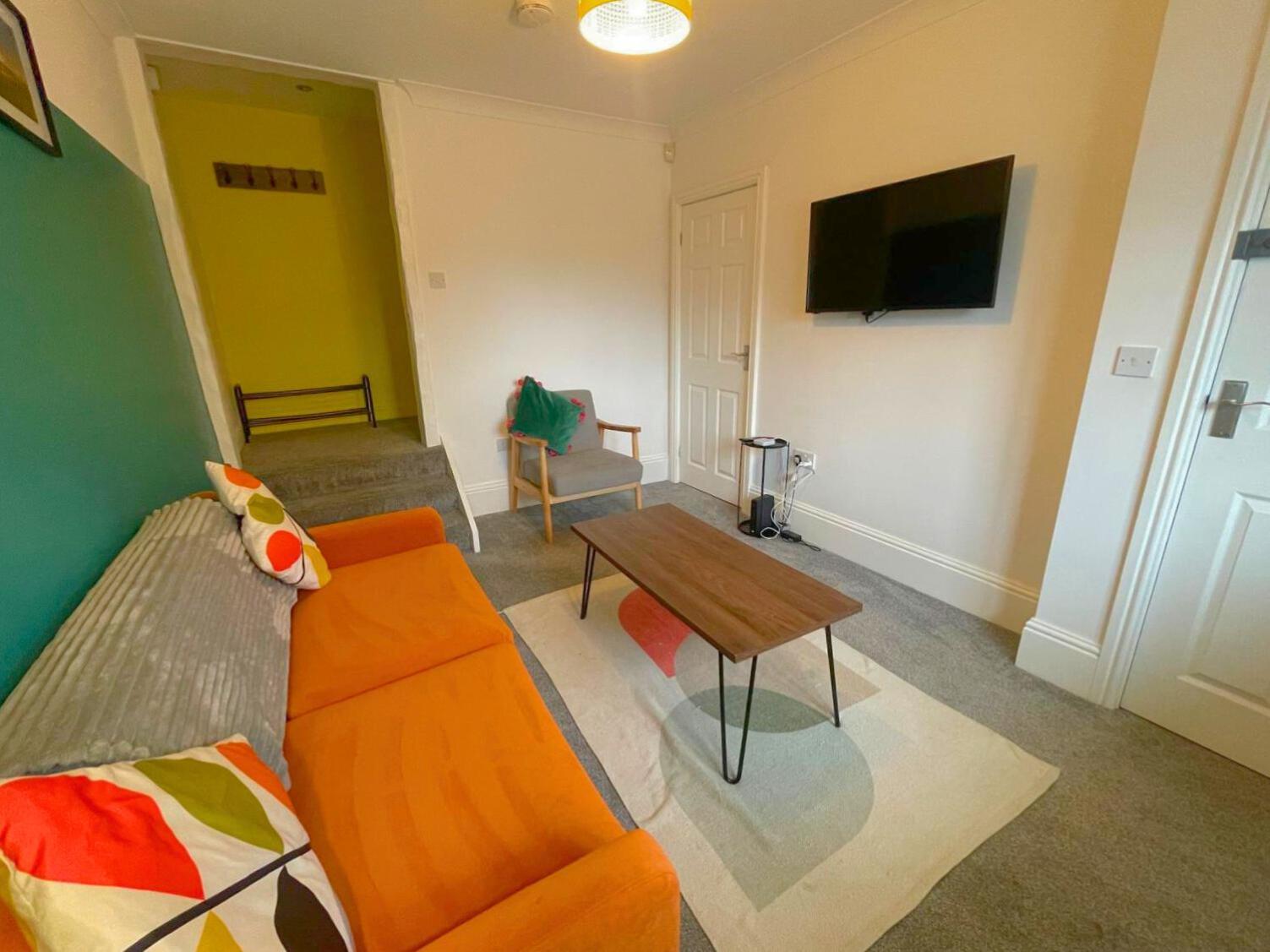 The New Found Lamb Apartment Клийторпс Екстериор снимка